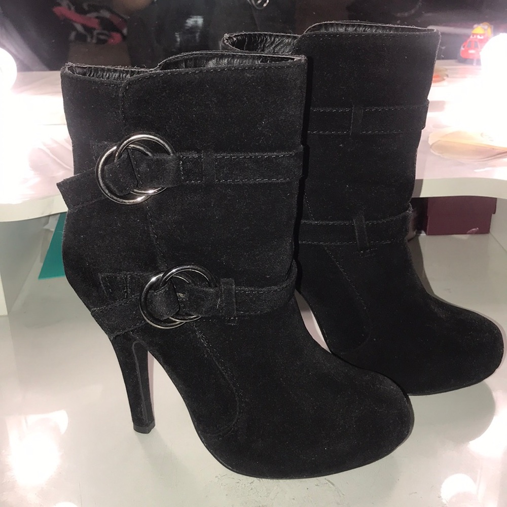 High heel booties